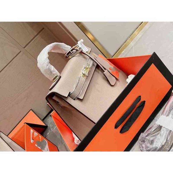 

designer berkin 25 35 bags for womens organizer fashion handbags cowhide leather multicolour heres letters h charm mini kely wallet togo lux