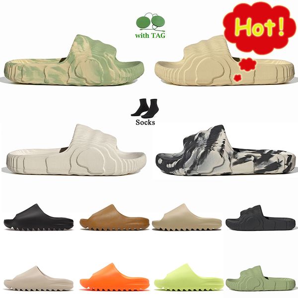 

designer luxury summer shoes platform fashion women mens slippers with socks adilette 22 slides magic lime desert sand black grey outdoor