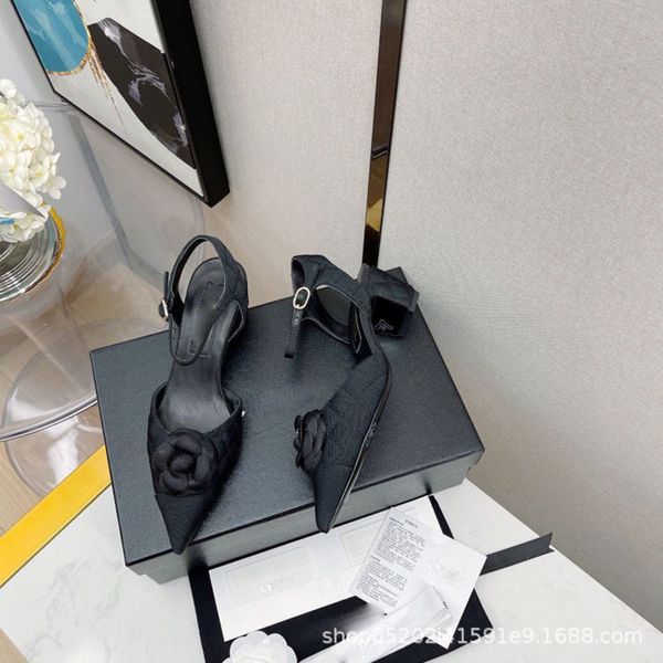 

sandals fragrant milk pointed sandals years style xiaoxiangshan camellia lingge cloth face buckle thick heel single shoes high heels women&#, Black