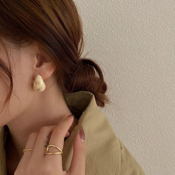 

925 silver needle korean dongdaemun same product resin pattern geometric earrings retro fashion elegance frosty style earrings, Golden
