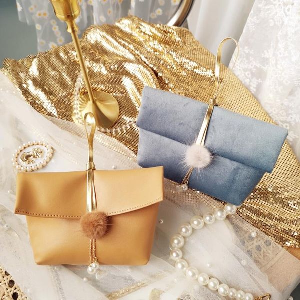 Confezione regalo 10 pz / lotto Arriva Velluto / PU Matrimonio Festa di Natale Gioielli Imballaggio Pouch Contenitore di caramelle Portatile pieghevole Scatola di rossetto gratuita Regalo