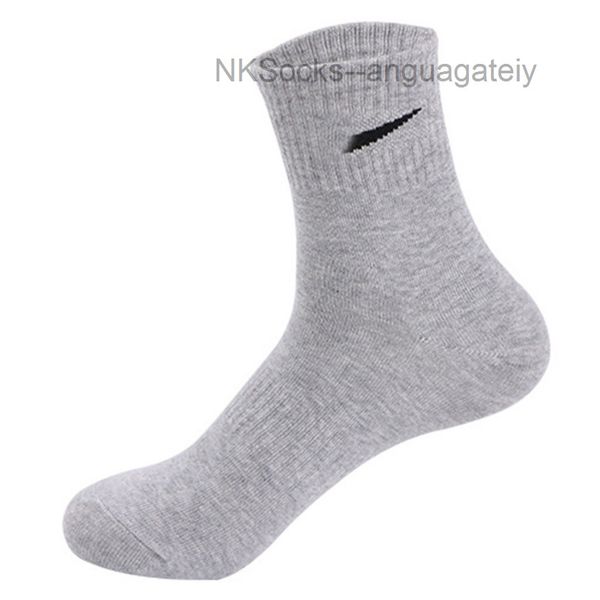 

fashion men's socks classic hook brand combed cotton sweat absorbing breathable medium tube sports striped solid sock casual men women, Black