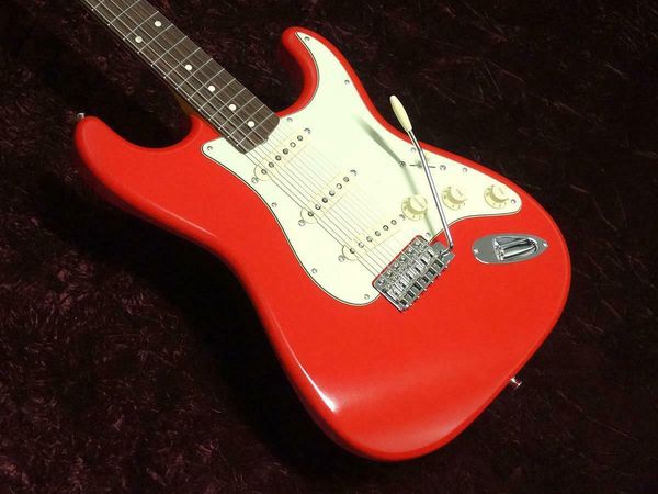 

souichiro yamauchi st fiesta red electric guitar