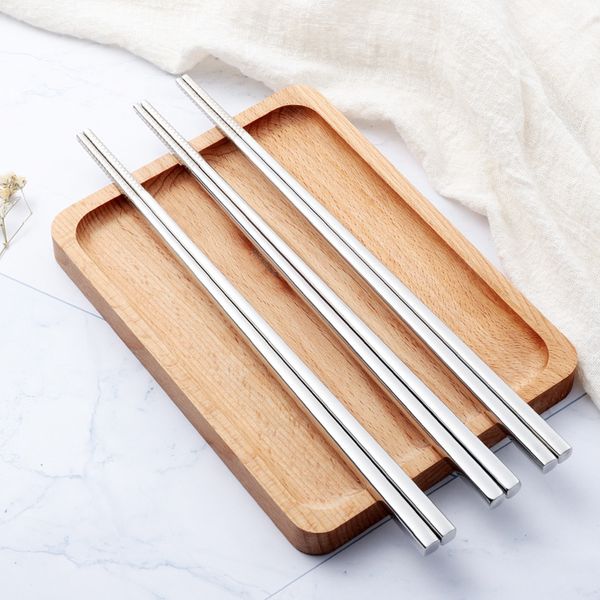 

1 pair stainless steel chopsticks portable non-slip food sticks 21cm tableware kitchen tools