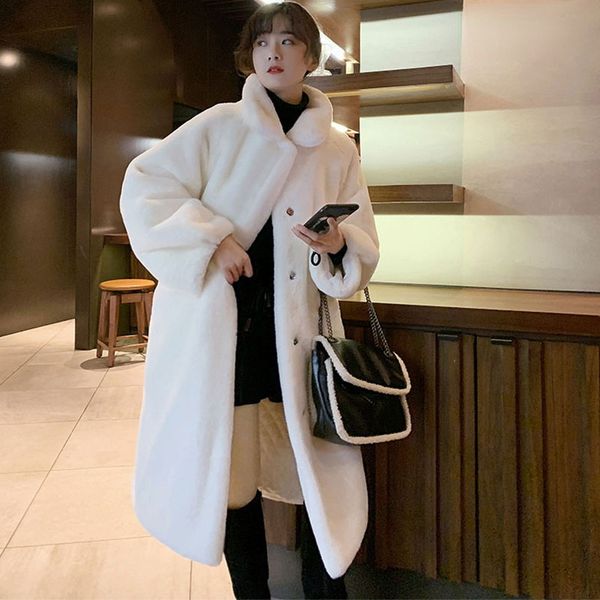 

2021 new women faux fur jacket fashion loose outwear warm white faux fur coat winter x-long parkas t220716, Black