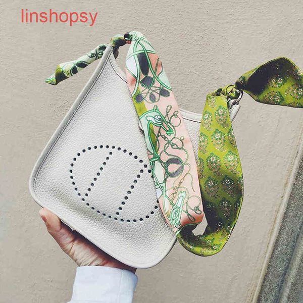 

designer herme bags evelyn 2022 autumn and winter new womens bag hollow design mobile phone fashion