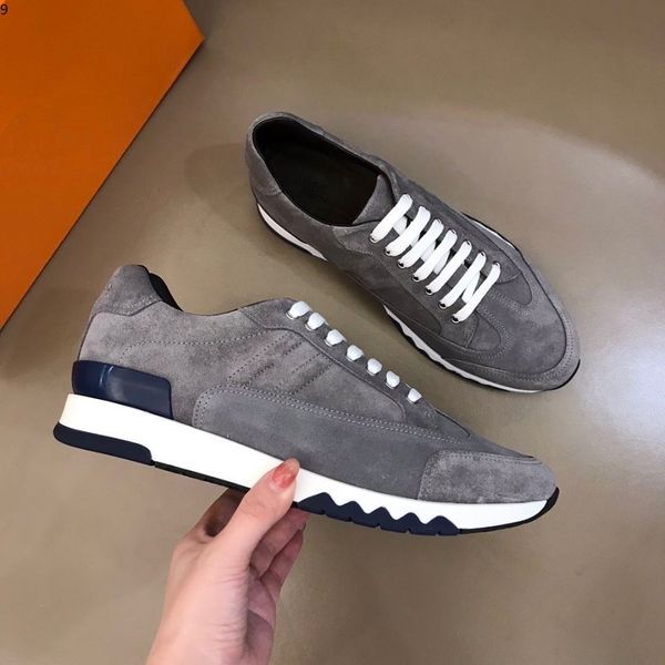 Scarpe da corsa da uomo di marca di lusso scarpe sportive di moda casual per uomo sneakers da uomo traspiranti da passeggio atletiche all'aria aperta di alta qualità mkjkk8599