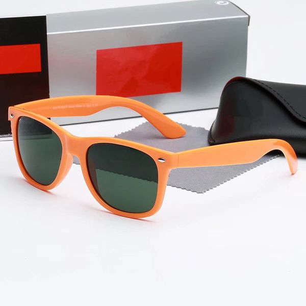 2022 Óculos de sol de designer de luxo para homens Mulheres espelham metal moldura piloto de óculos de sol clássico de óculos vintage Antiche acionamento 1pcs Moda de sol copos com estojo grátis