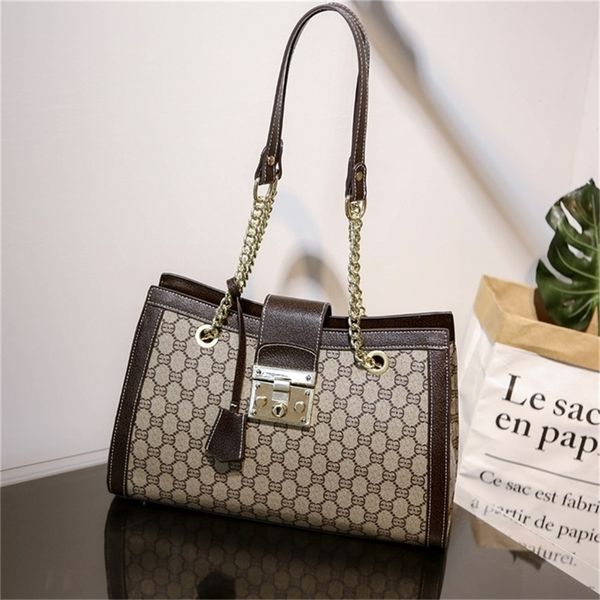 

classic one fashion chain versatile messenger 75% off factory sales