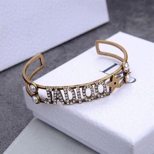 

2021 new designer bracelets bracelets brass material fashion ladies bangle bracelet8 4j65226k, Black