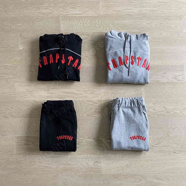 

trapstar towel embroidered hoodie 1 to 1 decoding sportswear gray revolution high street men and women couple jackets, Black