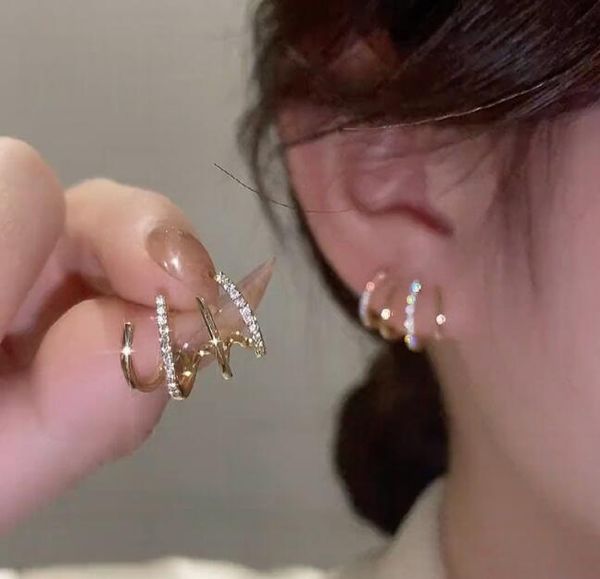 Gancio Clip Stud per le donne Impostazione a quattro punte CZ Orecchio color oro Orecchini Gioielli di moda Regalo di capodanno GC948