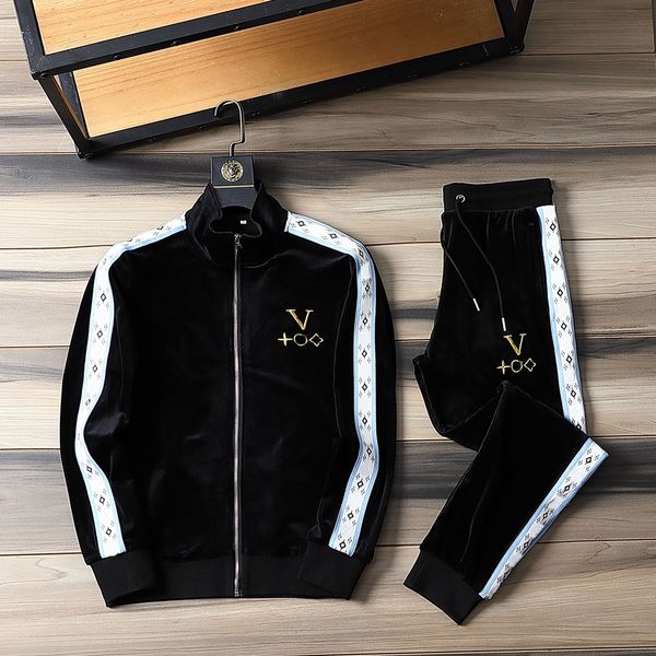 

designer mens trapstars tracksuits light luxury coat fashion women embroidery tracksuit sets couple street golden velvet sports suit 11 styl, Gray
