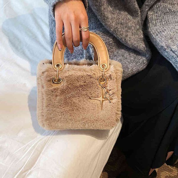 

women's fashion personality trend brand bag wholesale 2021 new small square msenger winter plush pink