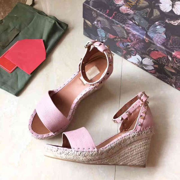 

luxury european classic style women's sandals fashion dress shoes heel sandals rivet trim leather to make rubber outsole more color ooe, Black