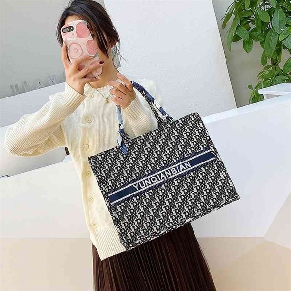

ins net popular student foreign style large capacity bag female portable one shoulder trend version factory store online