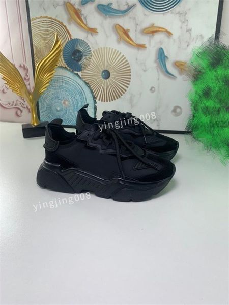 

2022 designer sneakers shoes luxurys ace men women bee chaussures leather trainers embroidery stripes sneaker walking sports shoe xih, Black