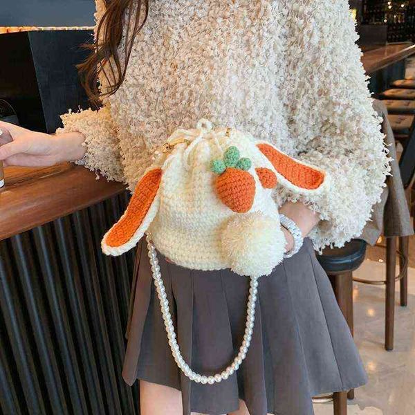 

hand woven bag diy material bag self made strawberry rabbit crochet wool bag single shoulder messenger women purse 220514