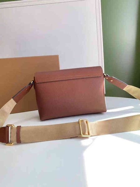 

2022 luxury brand fashion design versatile ladies bags new leather women's d home shoulder msenger portable