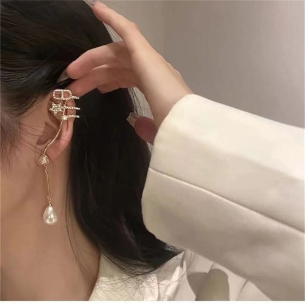 

2022 20% off designer jewelry di d family letter pearl star net red with small temperament female earrings, Golden