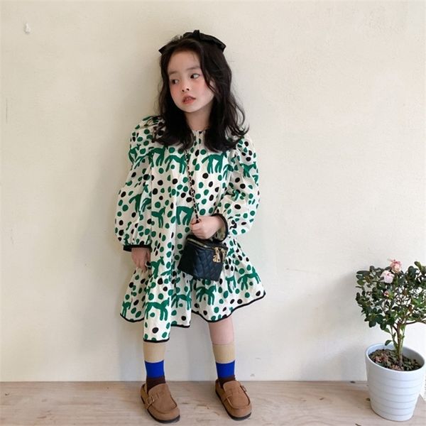 Girls Polka Dot Dress Frima Summer Girl Corean Stampa Abiti per maniche per maniche per scarpe 3-7 anni Chiesa principessa per bambini 220426