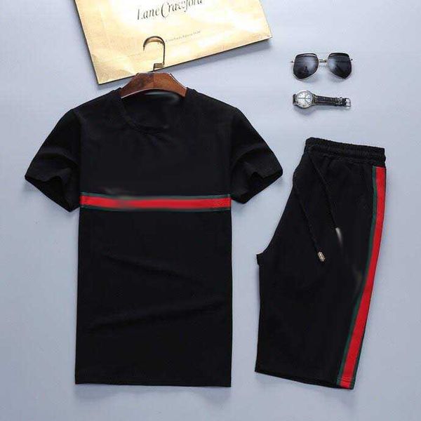 

mens beach designers tracksuits summer suits 2021 fashion t shirt seaside holiday shirts shorts sets man s luxury set outfits, Gray