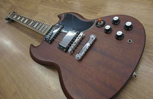

sg worn g-400 electric guitar same of the pictures