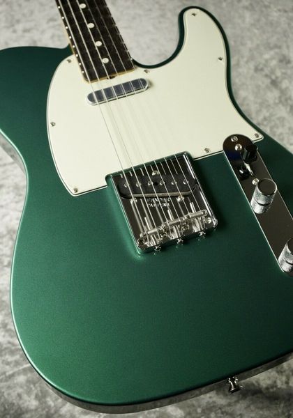 

ltd 1963 tl n.o.s -british racing green- 3.41kg electric guitar