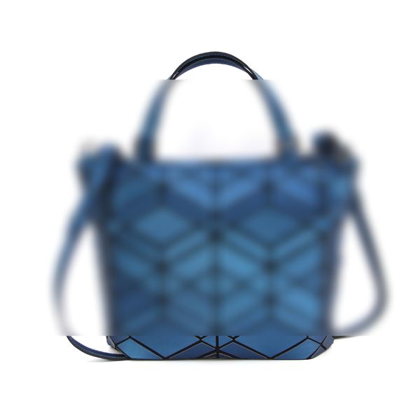 

advanced designer one-shoulder bag fashion bag with geometric pattern tote