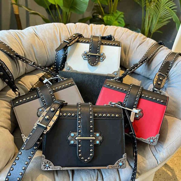 

shoulder bag crossbady bags for women designer handbag fashion treasure moonlight purses shoulderbag handbags classic backpack bag 0406
