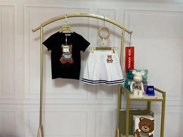 

kid girl summer clothing sets black waist+white kilt set 100-140cm fashion designer boutique clothes wholesale 2022