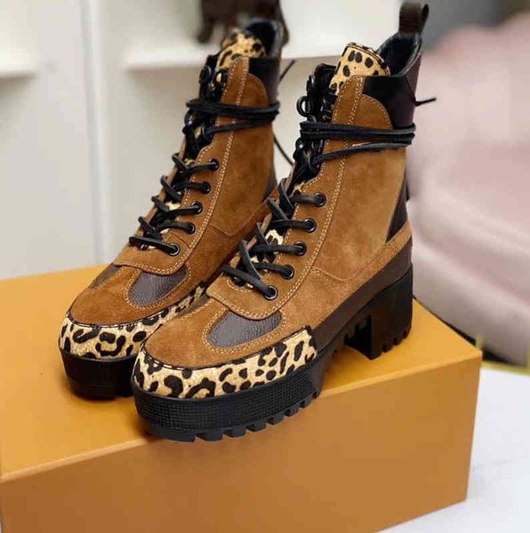 

boots thick soled motorcycle boots donkey brand round head splicing lace up thick martin women, Black