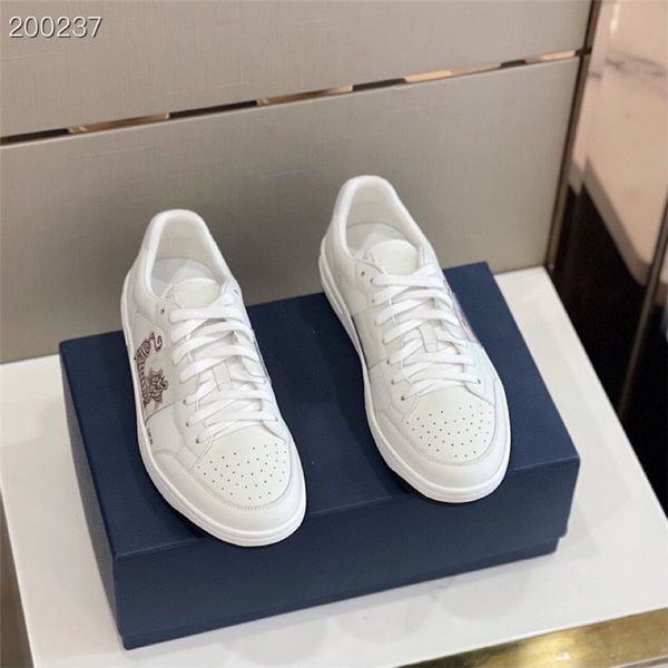 

trend classic designer casual shoes men fashion boots leather sneaker round head lace up low board shoe, Black