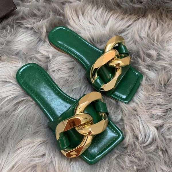 Modedesigner Sandalen Slide Damen Hausschuhe Gummisandalen Metall Kunststoffkette Flip Flops Damen Luxus Sandale Freizeitschuhe