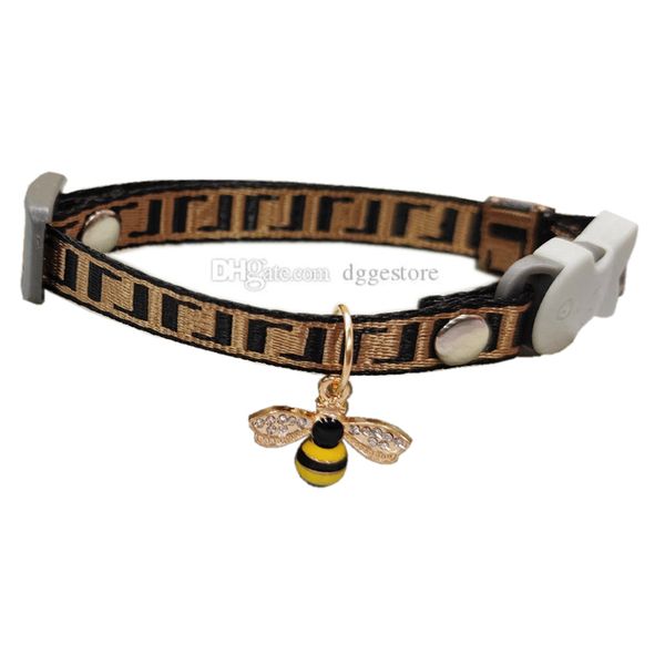 

designer cat collars with bell and diamond honeybee charm adjustable kitty kitten puppy classic collar 9 color wholesale