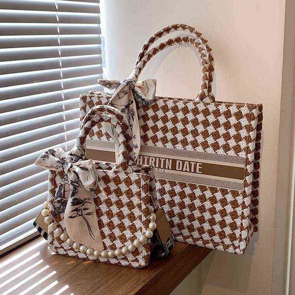 

50% off 2022 new designer bags spring high-capacity women's fashion versatile messenger small portable tote