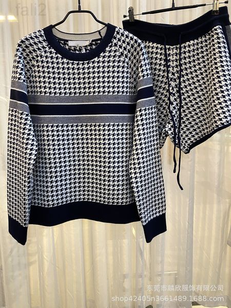 

women's sweaters designer 22 early spring new age reducing college wind blue and white small thousand bird lattice knitted pullover car, White;black