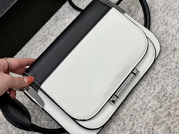 

22ss new p handbag designer messenger messenger bag 28*16cm messenger bag