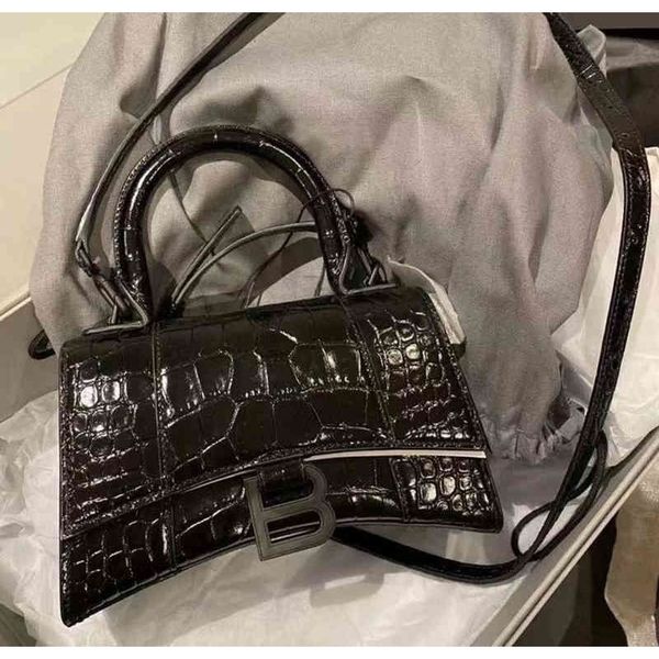 

luxurys balencaigass fashion handbags bag family 2022 hourglass leather women's