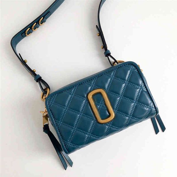 

oil wax camera bag sheepskin embroidery shoulder strap adjustable double zipper single shoulder oblique span shoulder bags 220518