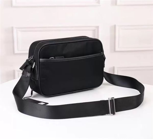 

new excellent quality cross body bag for men purse orignal messenger ba satchel waterproof man shoulder bag parachute fabric purses luggages