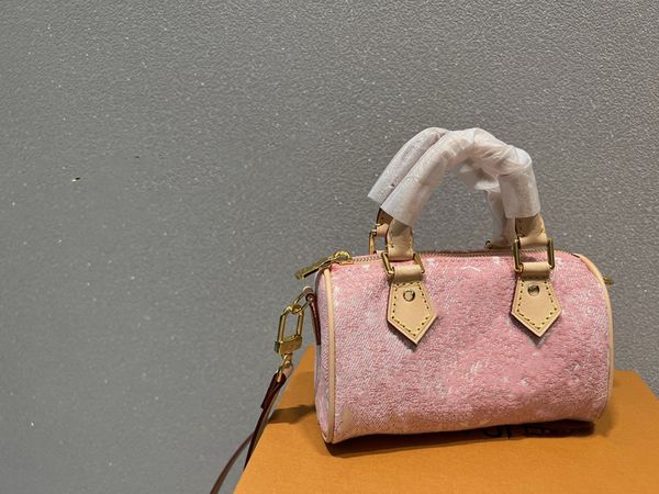 

2022 new summer peas bags washed denim gradient totes wholesale shopping bag luxury designer handbags shoulder bag soft crescent wallet pill