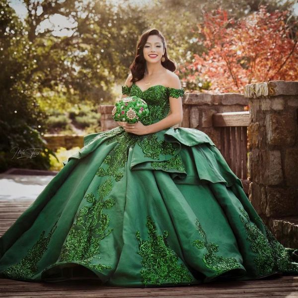 Abiti Quinceanera di lusso verde scintillante per dolce 16 ragazza con paillettes che borda abiti da ballo principessa festa di compleanno abito da ballo abiti da 15 anni