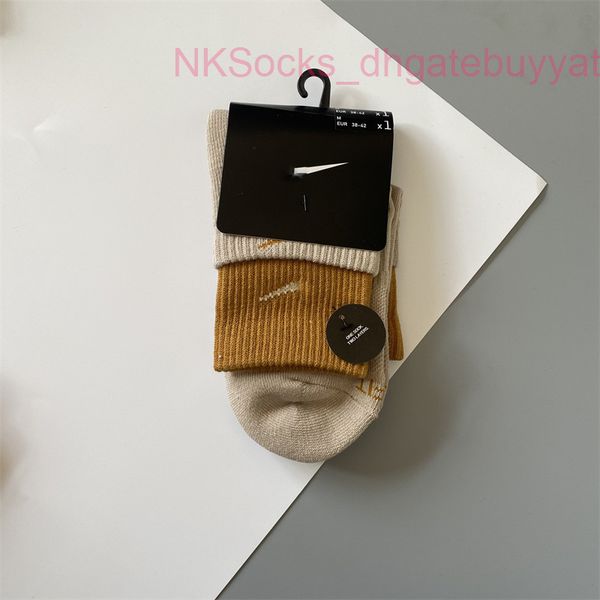 

men classic fashion socks hook brand color stitched men's women's long tube sports training sock street couple middle tubes luxury, Black