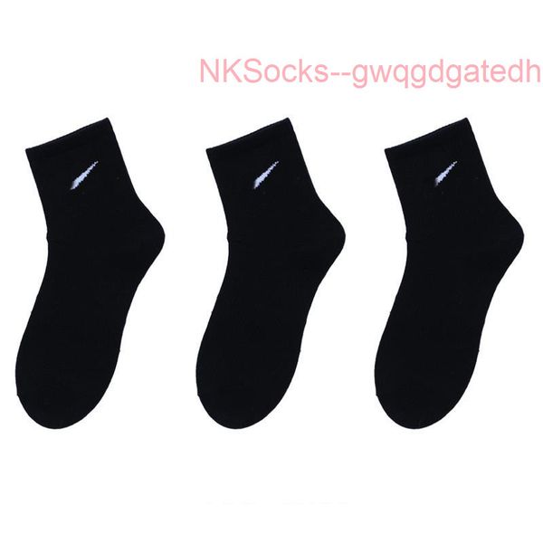 

men's classic fashion socks gift box stockings hook brand black white gray medium tube sports cotton sweat absorbing sock men women lux