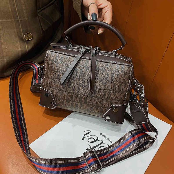 

new fashion shoulder designer luxury leather bag female classic retro handbag