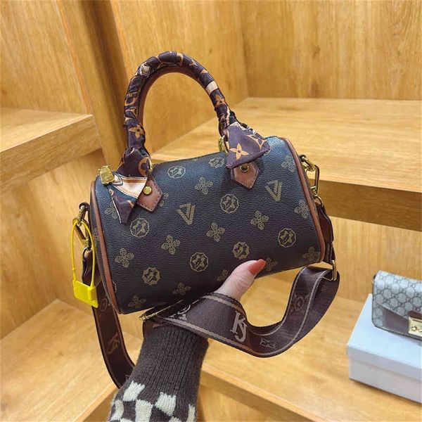 

90% off to shop online fashion printed silk scarf portable single shoulder foreign style bag boston bag