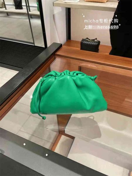 

tote bag transit handbags venetas designer bottegas spot in baodiejia the pouch cloud jodie messenger zc