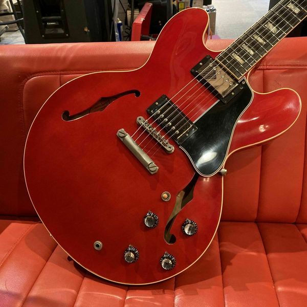 

custom shop 1963 e s-335 faded cherry electric guitar