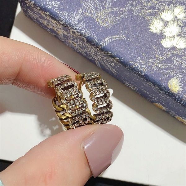 

jewelry online 2022 new brass earrings fashion temperament 925 silver needle earrings female, Golden
